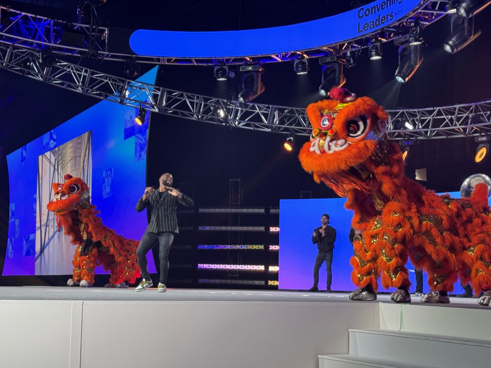 Chinese Dragon Dancers on the Convening Leaders Mainstage