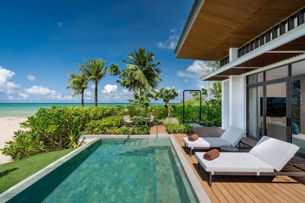 Khao Lak Marriott Beach Resort & Spa beachfront bedroom villa