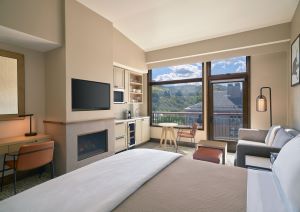 Westin Riverfront Resort & Spa Avon, Vail Valley studio guest room