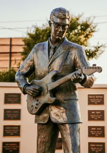 Buddy Holly statue CREDIT Visit Lubbock