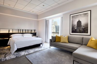 Hyatt Regency Chicago Premium Presidential One Bedroom