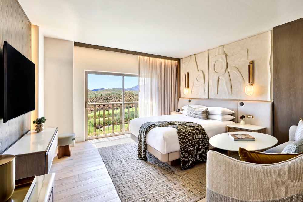 JW Marriott Tucson Starr Pass Resort & Spa guestroom.