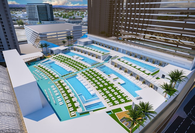 Pool Ampitheater, Circa Resort & Casino 