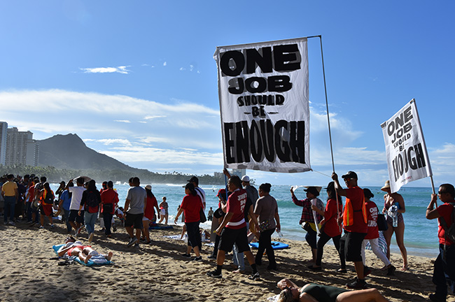 UNITE HERE Local 5 Hawaii Marriott Strike, Protesters Marching on the Beach