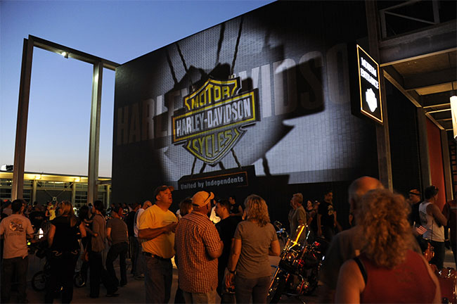 Harley-Davidson  Museum, milwaukee