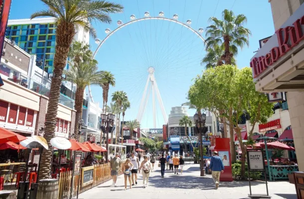 Photo of  LINQ Promenade.