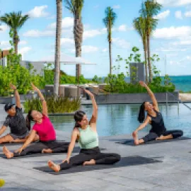Photo of yoga class at Waldorf Astoria Cancun.