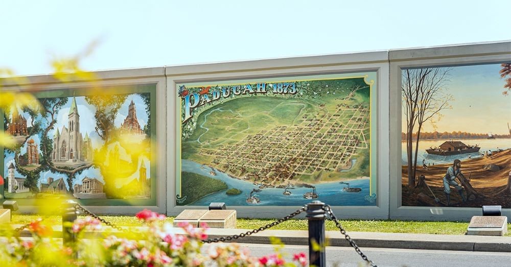 The “Wall-to-Wall” Murals adorning the Paducah floodwall