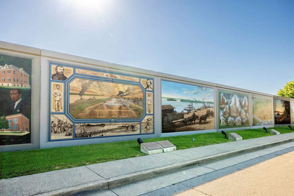The Wall-to-Wall mural collection in Paducah, Kentucky